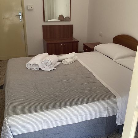Hotel Villa Alexandra 贝拉里亚-伊贾马里纳 外观 照片