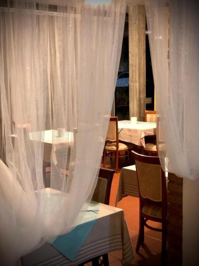 Hotel Villa Alexandra 贝拉里亚-伊贾马里纳 外观 照片