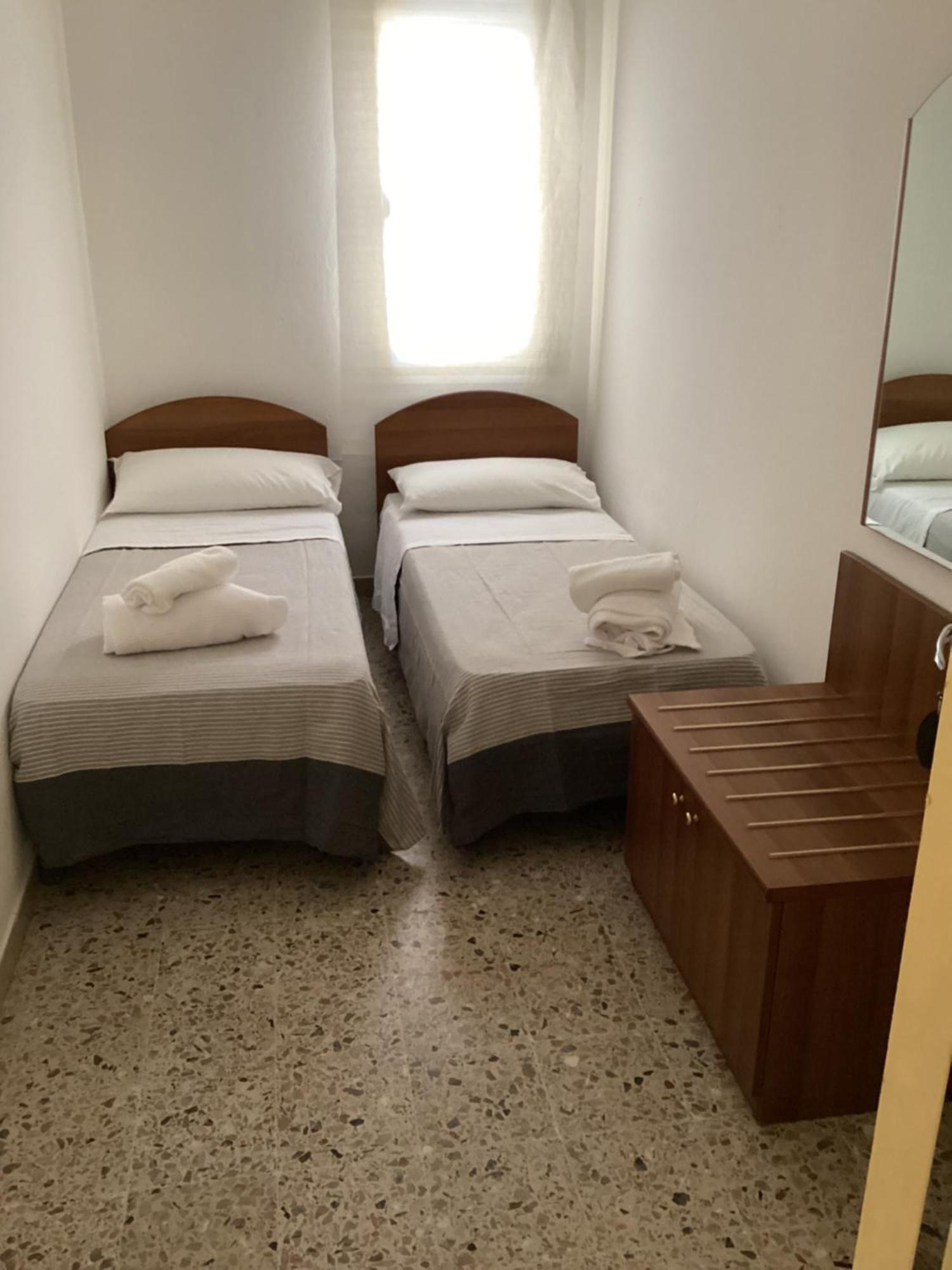 Hotel Villa Alexandra 贝拉里亚-伊贾马里纳 外观 照片